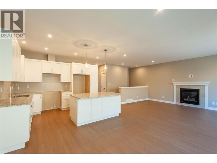 Property Photo: 435 Poplar Drive BC V0L 1W0