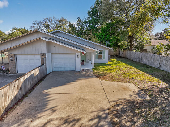 Property Photo:  67 NW Lincoln Drive  FL 32547 