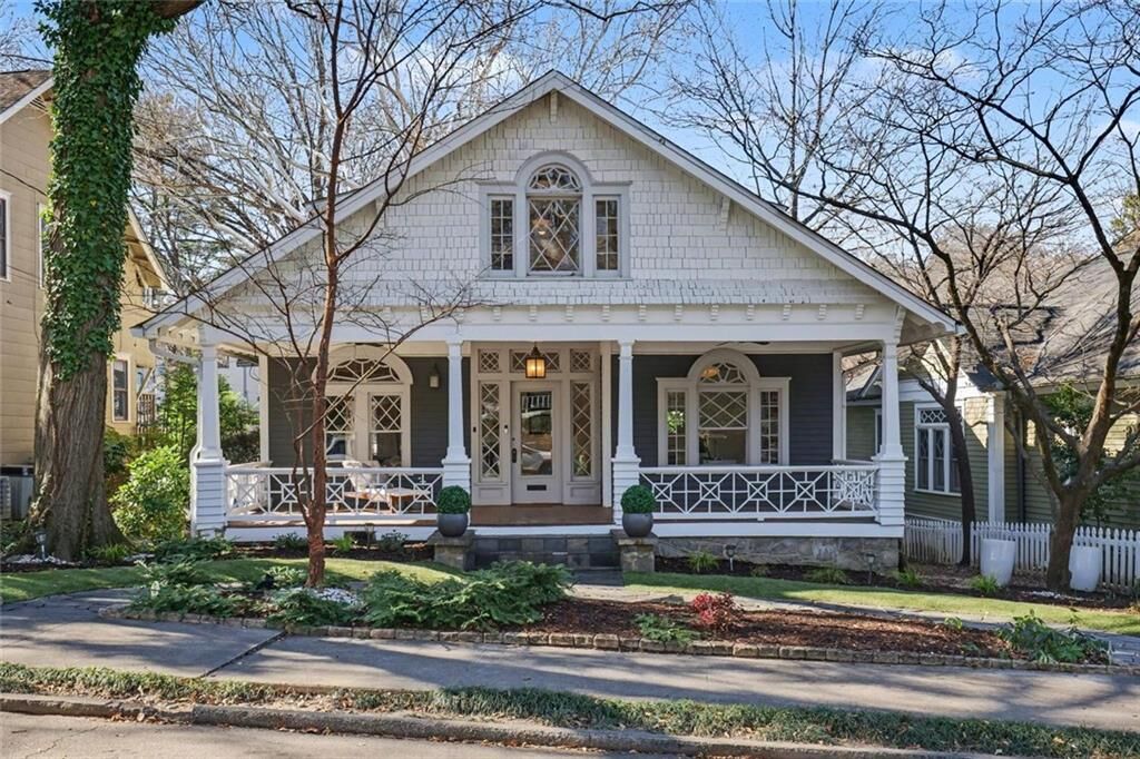 Property Photo: 794 Vedado Way NE GA 30308