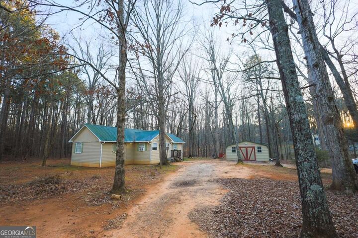 Property Photo:  27 Hawk Trail  GA 30056 