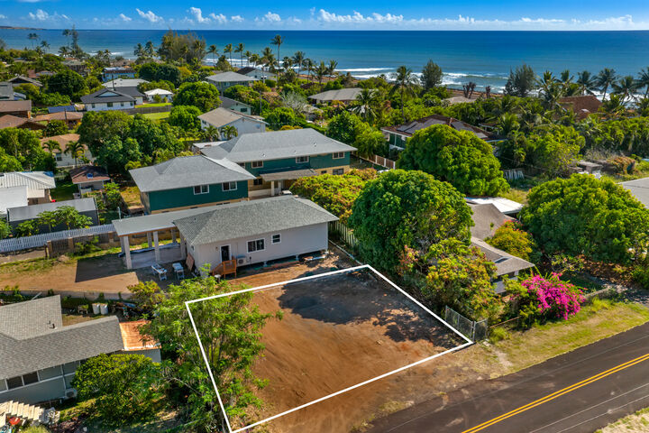 Property Photo: Elepaio Rd A HI 96752