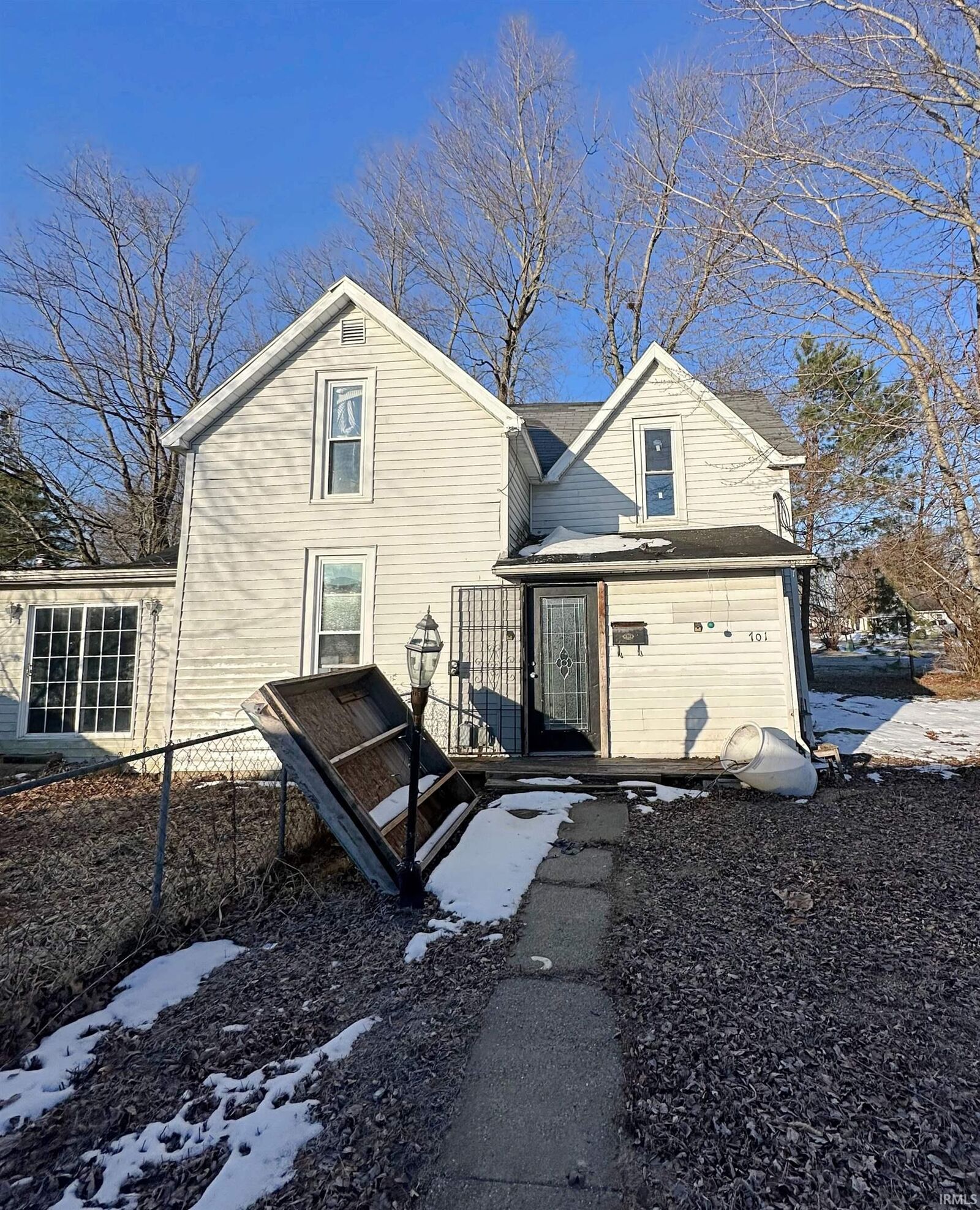 Property Photo:  701 Park Street  IN 47553 