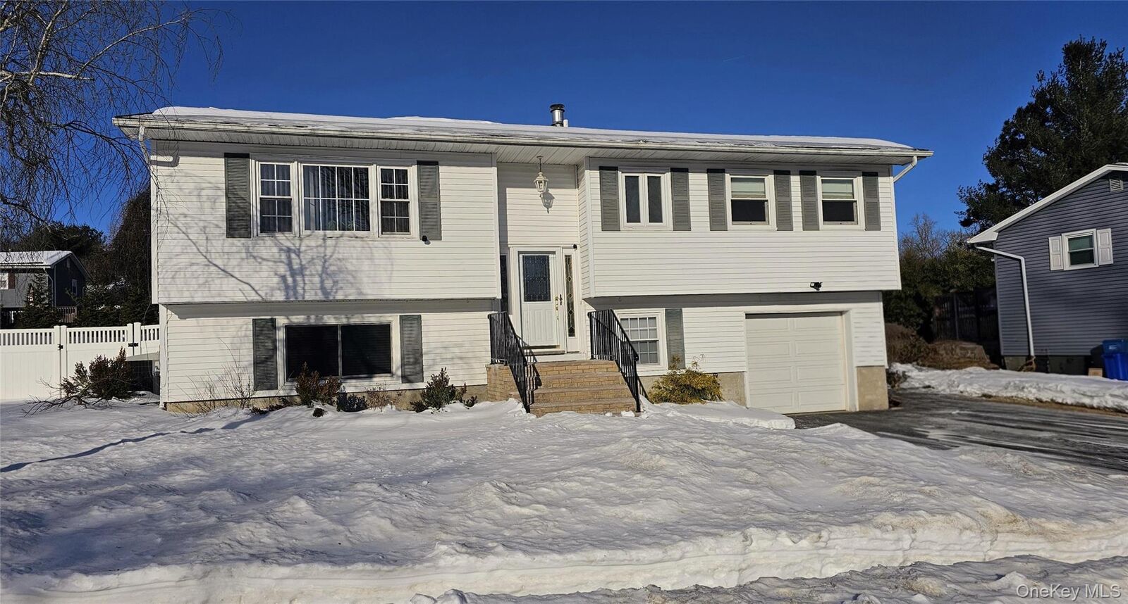 Property Photo: 8 Autumn Lane NY 10980