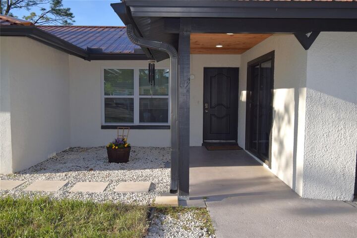 Property Photo:  12931 82nd Avenue N  FL 33776 