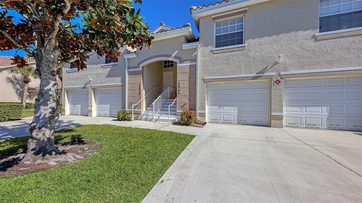 Property Photo:  7641 Sweetbay Circle 7641  FL 34203 