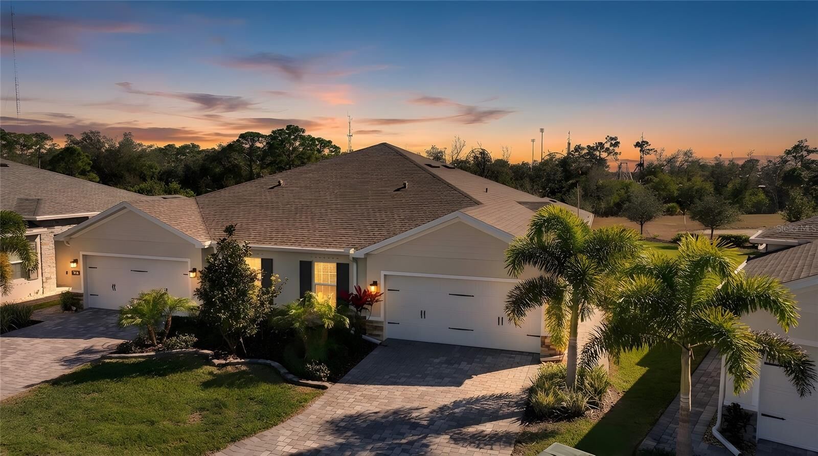 Property Photo:  1988 W Palms Drive  FL 33953 