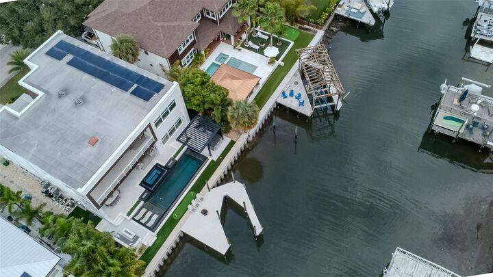 Property Photo:  4936 W San Rafael Street  FL 33629 