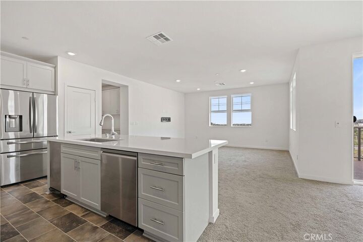 Property Photo:  463 Besalu Terrace  CA 92692 