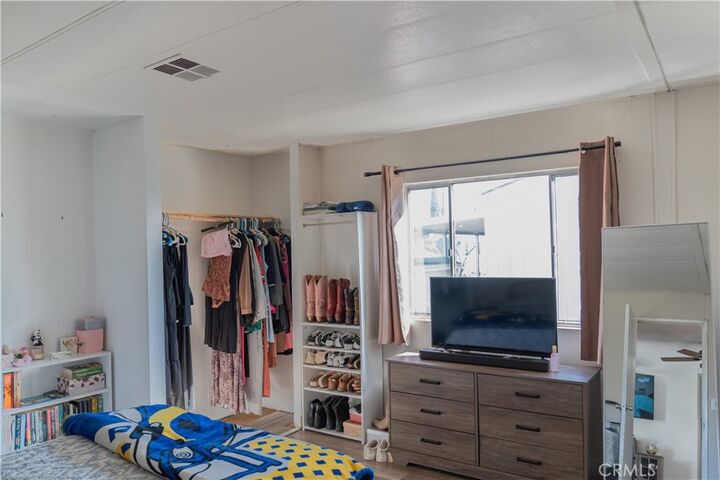 Property Photo:  2139 4th Street 7  CA 91764 