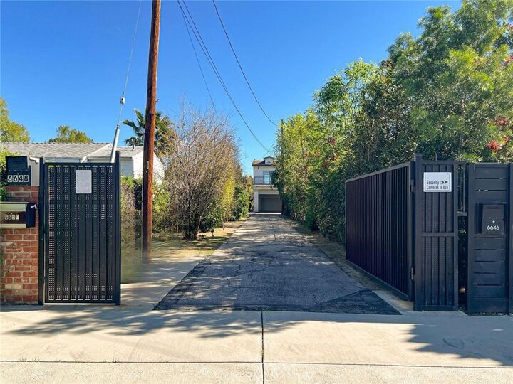 Property Photo:  6648 Gaviota Avenue  CA 91406 