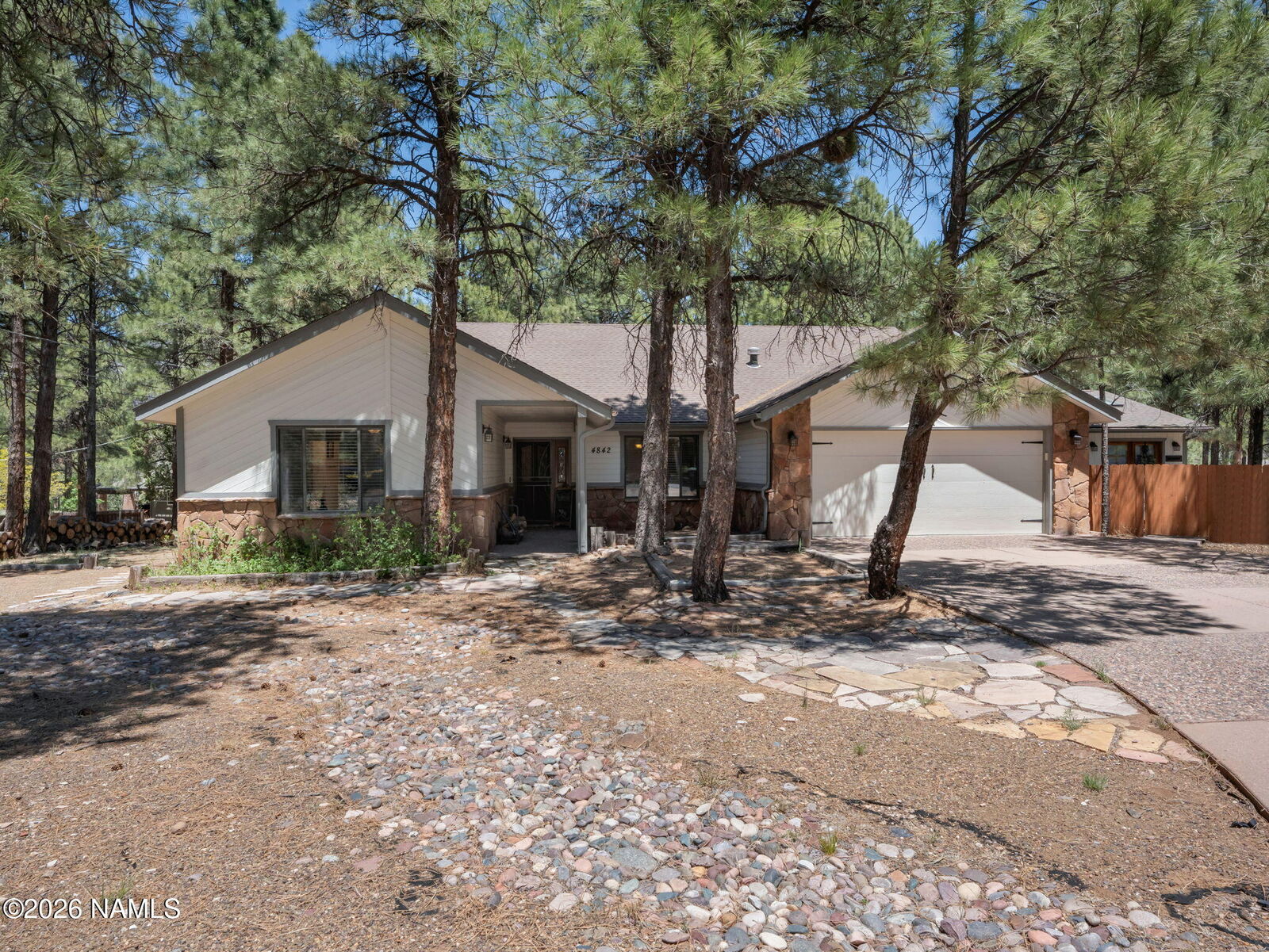 Property Photo:  4842 E Medina Way  AZ 86004 