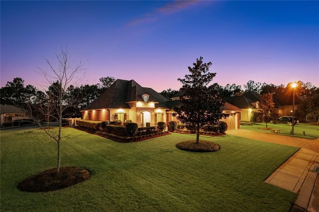 Property Photo: 749 S Corniche Du Lac Street LA 70433