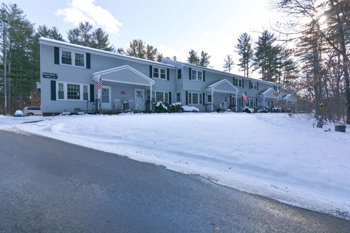 Property Photo:  3 Holly Lane  NH 03053 