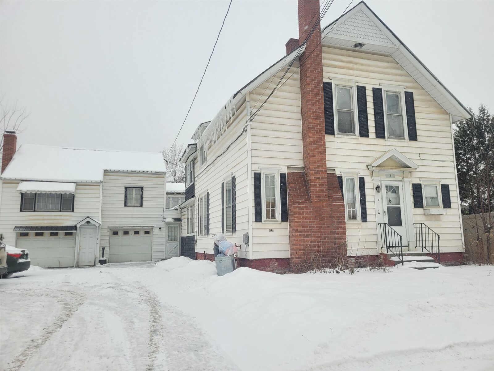 Property Photo:  4 Tulip Street  VT 05851 