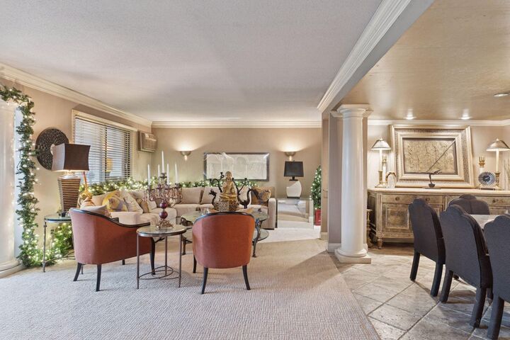 Property Photo:  3076 Lexington Avenue N A6  MN 55113 