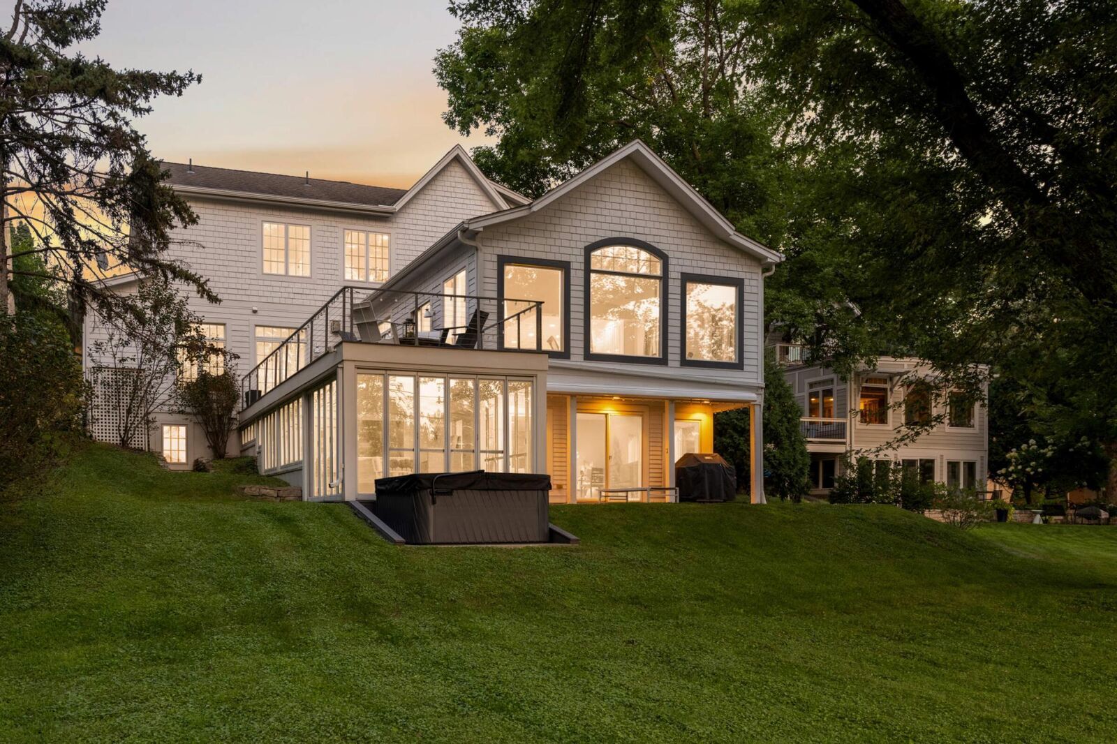 Property Photo:  6008 Halifax Avenue S  MN 55424 