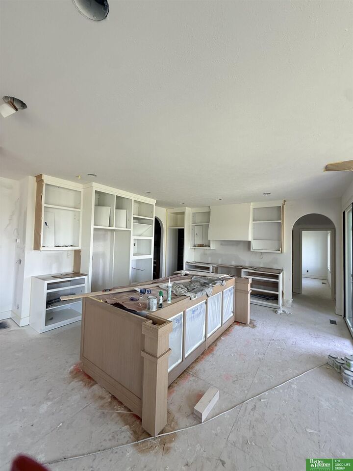 Property Photo:  19060 Laquinta Circle  NE 68136 