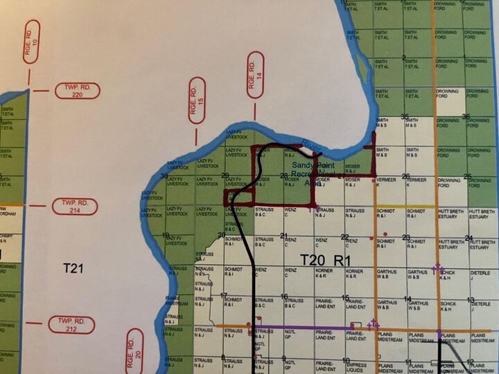 Property Photo: NE, NW 27 20 1 W4, All Sec 28 20 1 W4, SE 29&Ampse 34 AB T0J 0H0