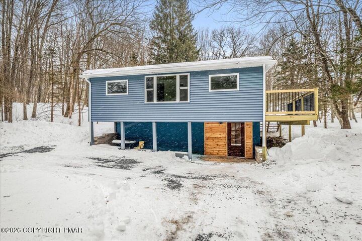 Property Photo:  282 Mountain Road  PA 18210 