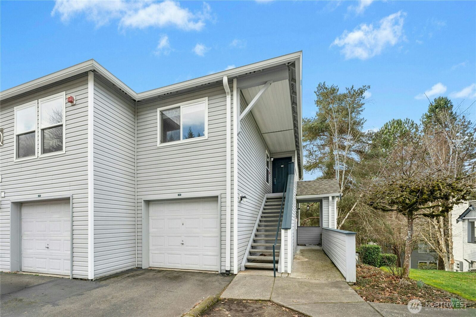Property Photo:  33020  10th Avenue SW Q302  WA 98023 