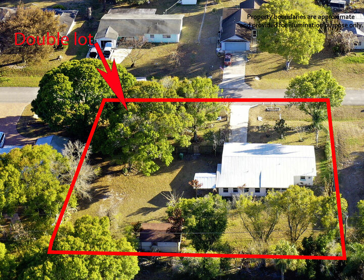 Property Photo: 7204 Fort Walton Avenue FL 34951