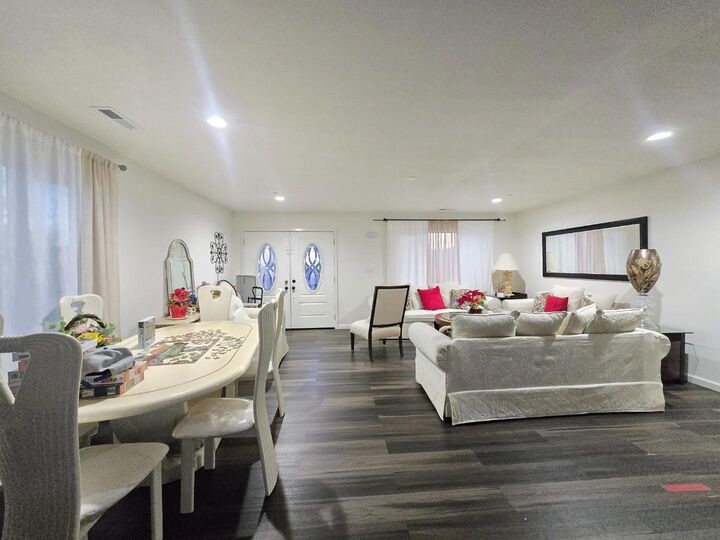 Property Photo:  11 Lindbergh Street  CA 94401 