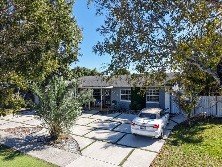Property Photo:  9710 NW 10th St  FL 33024 
