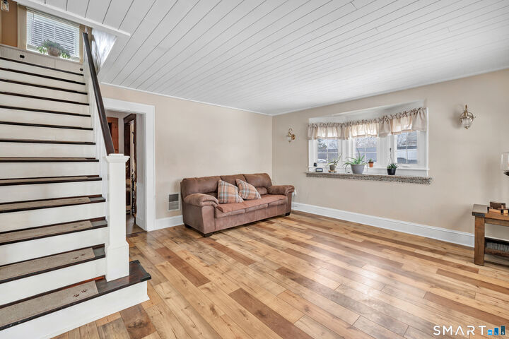 Property Photo:  823 Nichols Avenue  CT 06614 