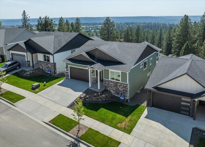 Property Photo:  4233 W Tolliver Ct  WA 99208 