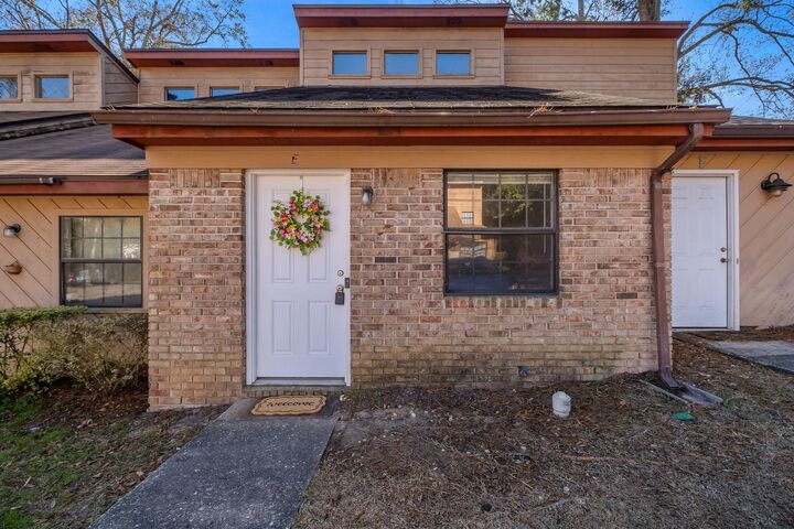 Property Photo:  1808 Jackson Bluff Road E  FL 32304 