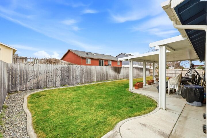 Property Photo:  4207 Minorca Ln  WA 99301 