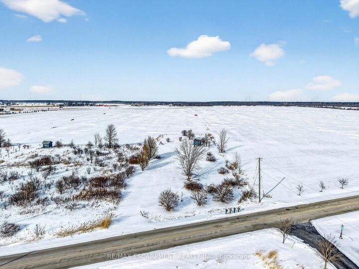 Property Photo:  360 Lighthouse Drive  ON N1A 2W6 