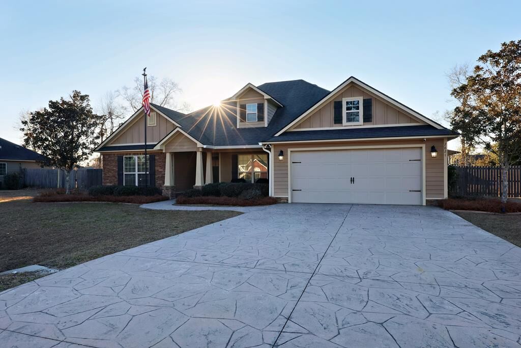 Property Photo: 2821 Cotton Bay Crossing GA 31605