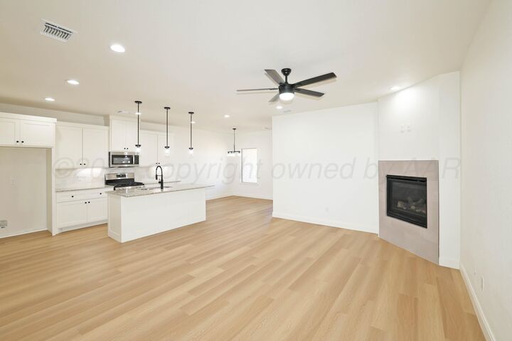 Property Photo:  10424 Tierra Santa Unit A Drive  TX 79119 