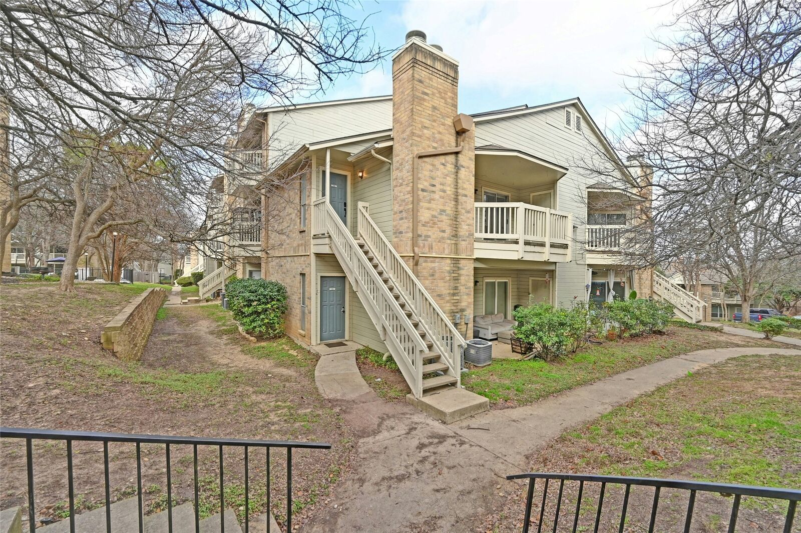 Property Photo:  2450 Wickersham Lane 710  TX 78741 