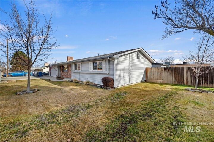 Property Photo:  1204 Teton Ave  ID 83605 