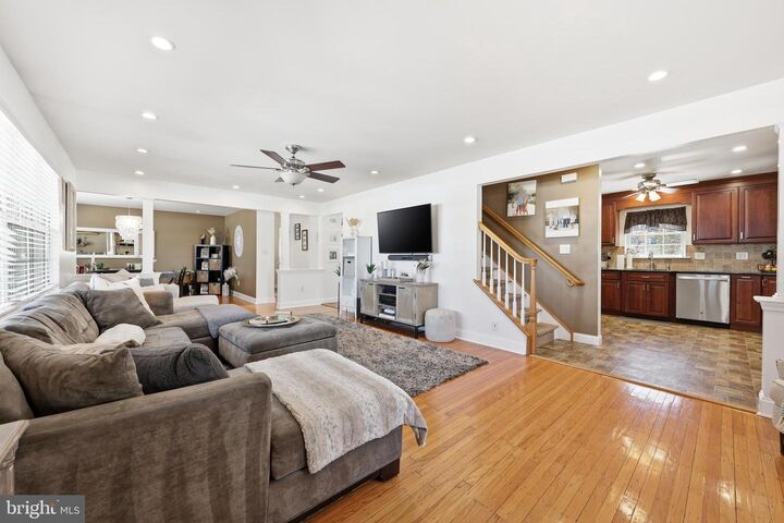 Property Photo:  840 Cedar Avenue  NJ 08033 