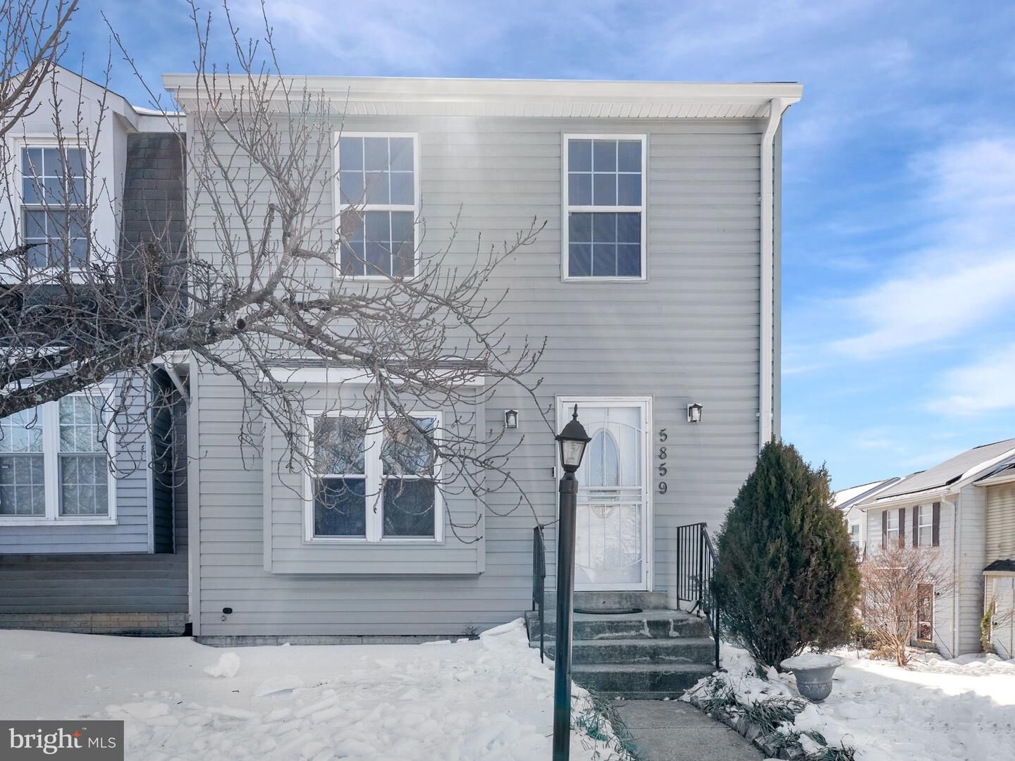 Property Photo:  5859 Hil Mar Drive  MD 20747 