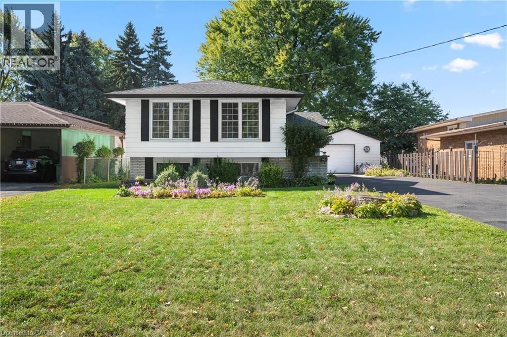 Property Photo:  401 Mohawk Road West  ON L9C 1W5 