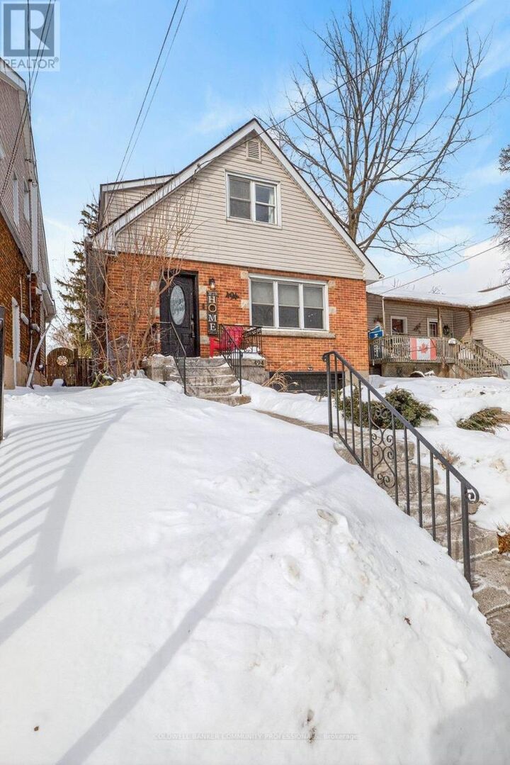 Property Photo:  494 Upper Wentworth Street  ON L9A 4T9 