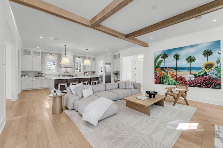 Property Photo:  546 Center Street  SC 29464 