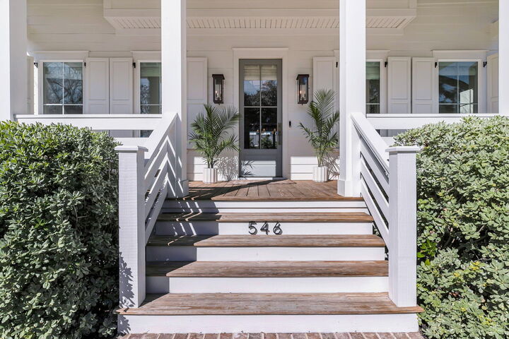 Property Photo: 546 Center Street SC 29464
