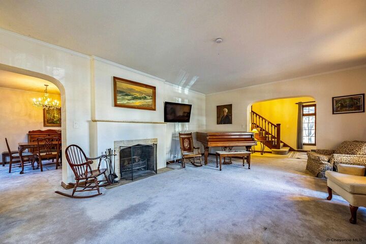 Property Photo: 1306 E Ivinson Ave WY 82070