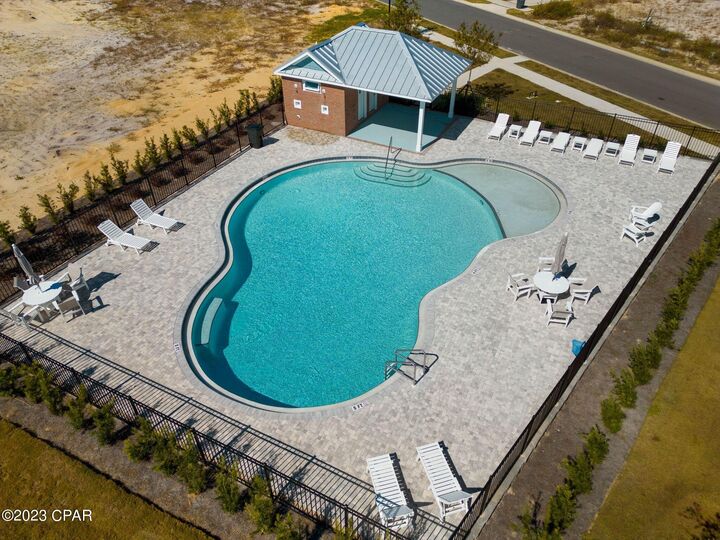 Property Photo: 105 Charleston Court FL 32407