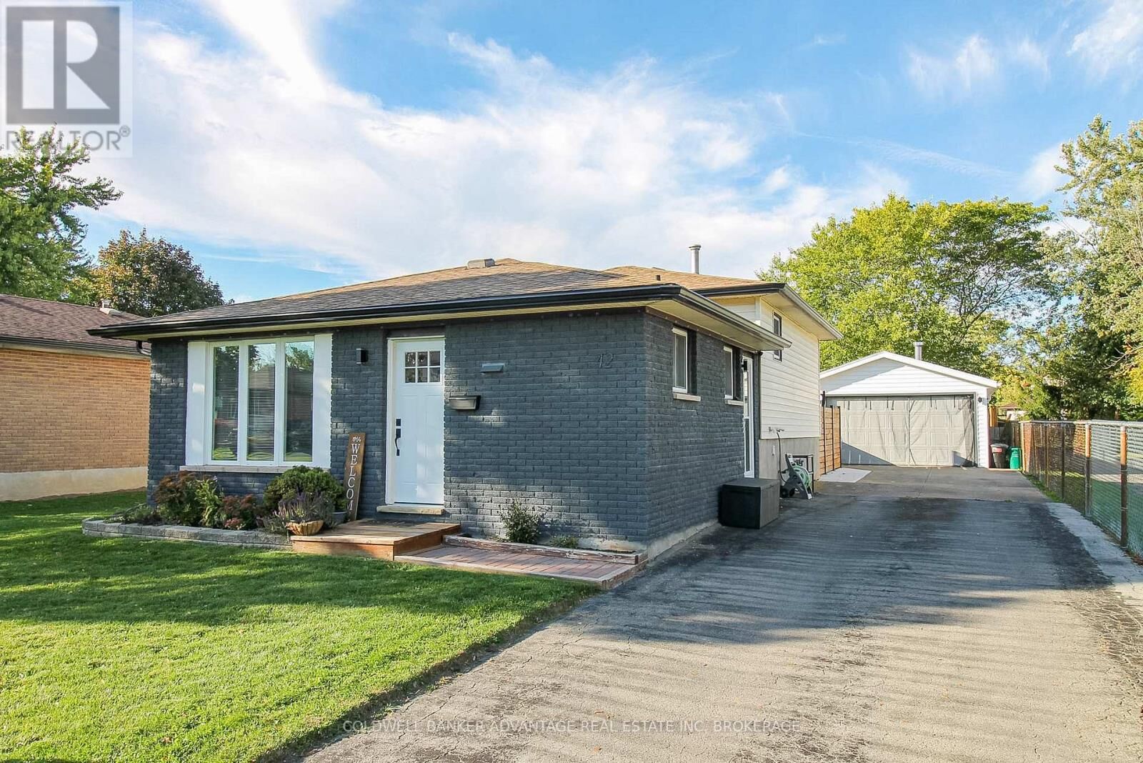 Property Photo:  42 Newleaf Crescent  ON L3C 6B4 