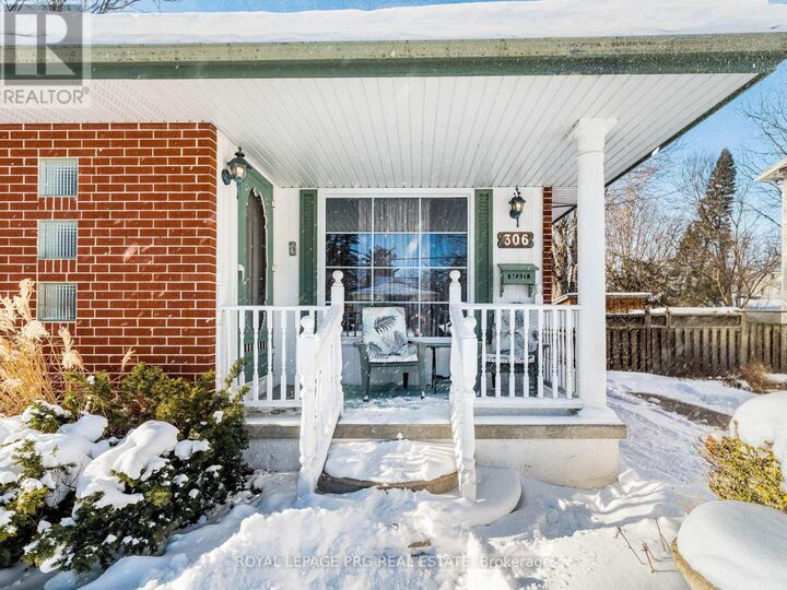 Property Photo:  306 Helena Street  ON N1A 2S8 