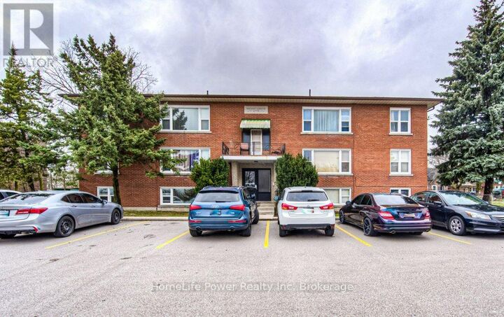 Property Photo: 15 Floral Crescent ON N2G 3B3