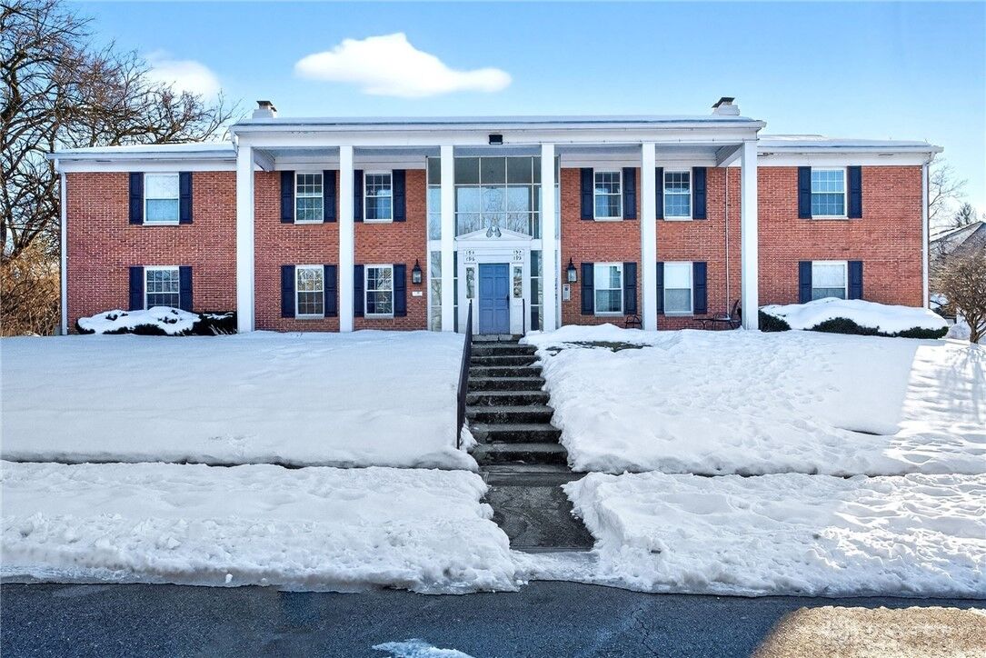 Property Photo: 190 Lyons Drive OH 45459