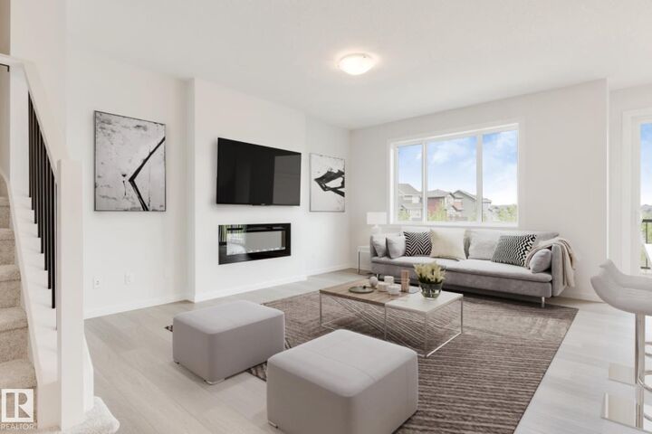 Property Photo: 5433 Hawthorn Run SW AB T6X 3K5