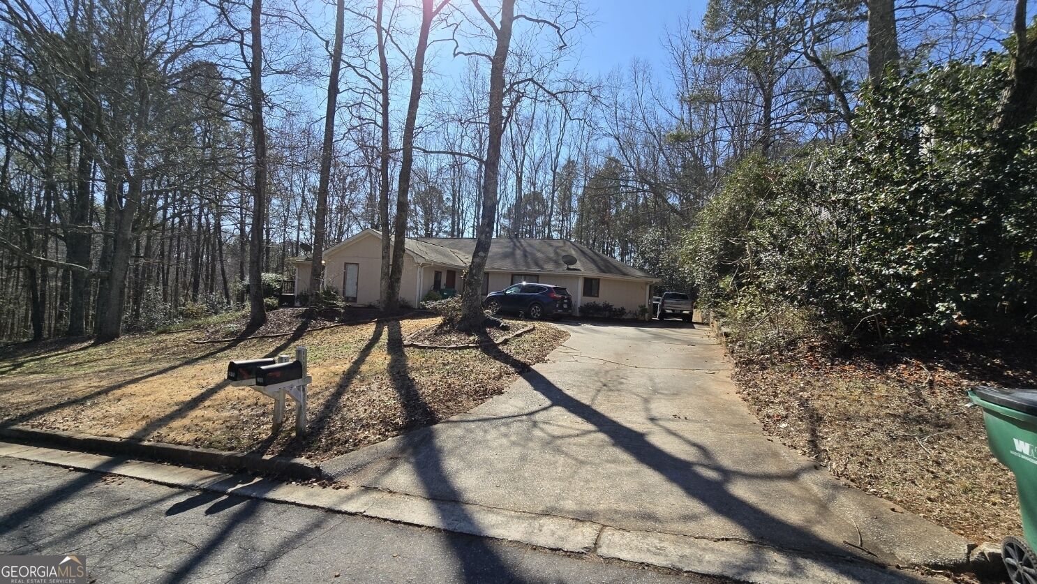 Property Photo: 209 Hillcrest Drive GA 30268